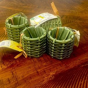 Tommy Bahama Linens | Green Napkin Rings | Set of 4 |